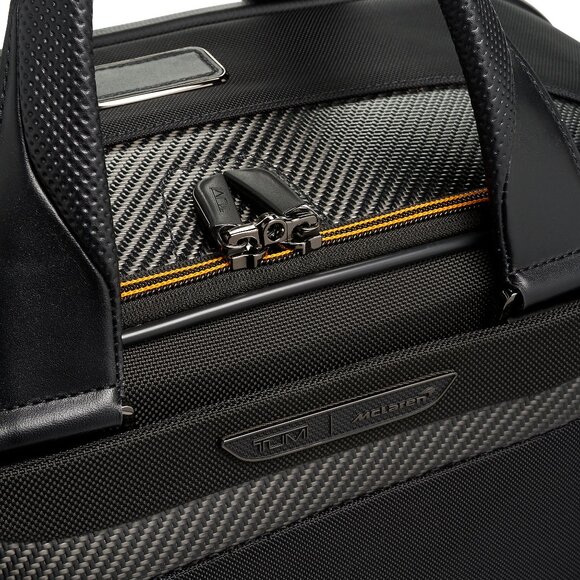 TUMI I McLaren Quantum Duffel - BRAND NEW!!!! - Picture 5 of 14